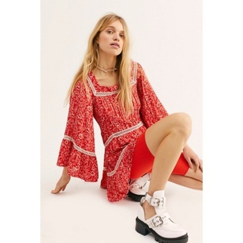 Free People Talk About It Tunic XS Orange Floral Crochet Boho Bell Sleeve